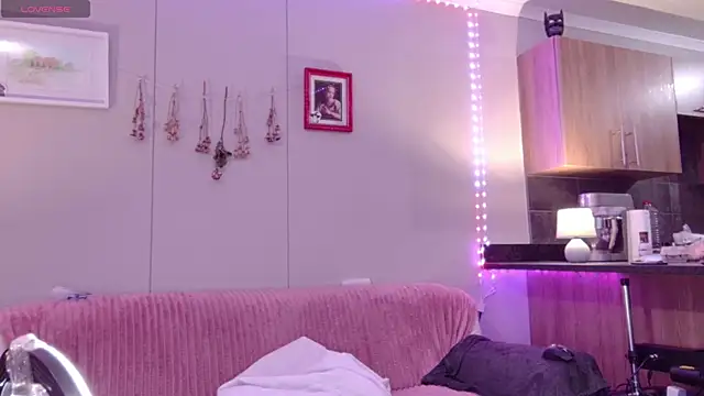 ScarletCarnal online show from 11-16-25, 09:08