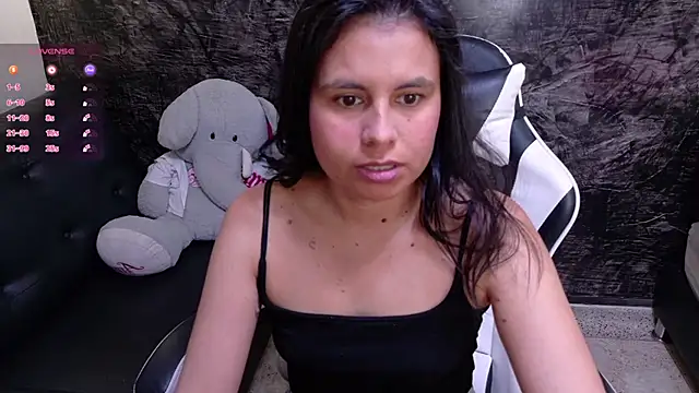 olivia love  online show from 07-14-26, 06:25