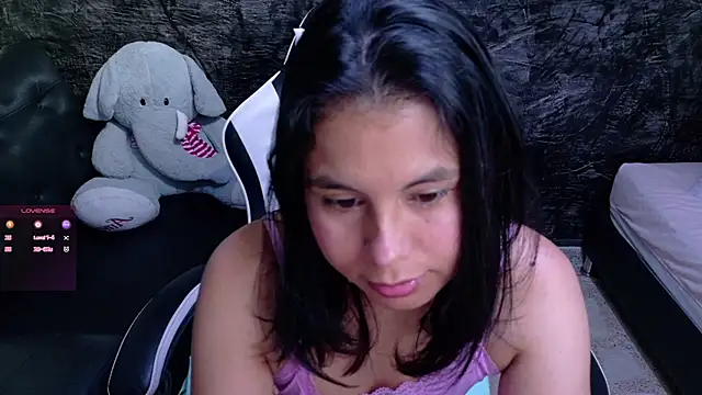 olivia love  online show from 05-22-26, 09:02