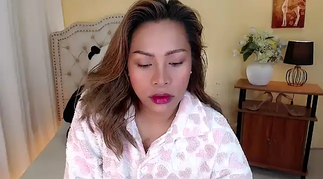 DreamLADYBOY online show from 02-21-25, 11:54