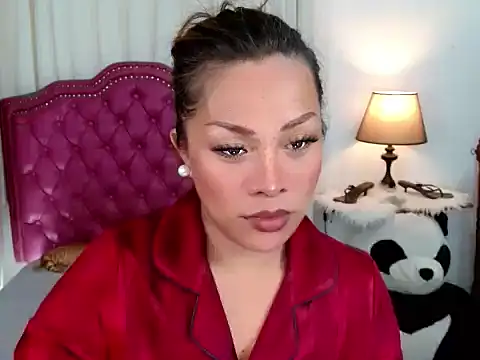 DreamLADYBOY online show from 01-11-26, 10:38