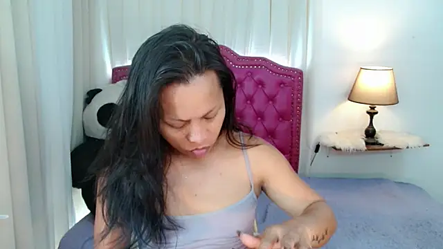 Snapshot of DreamLADYBOY chatting on 05-05-26, 03:31 DreamLADYBOY online show from 05-05-26, 03:31