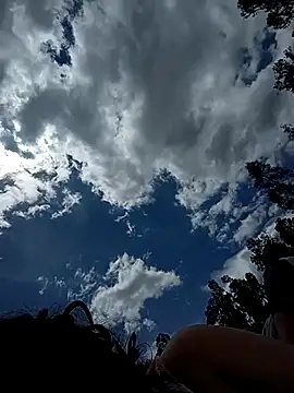 Simone Miller online show from 10-29-25, 03:33