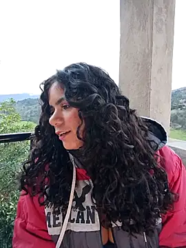 Simone Miller online show from 11-29-25, 09:59