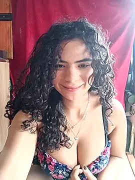Snapshot of Simone_Miller chatting on 02-18-25, 05:09 Simone Miller online show from 02-18-25, 05:09