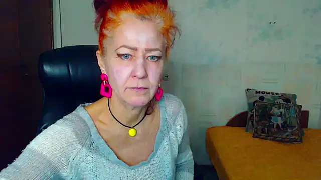 Snapshot of MilayaDFlow chatting on 12-15-25, 04:24 MilayaDFlow online show from 12-15-25, 04:24