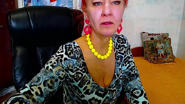 Snapshot of MilayaDFlow chatting on 02-12-26, 11:43 MilayaDFlow online show from 02-12-26, 11:43