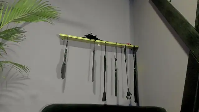 kathe hot online show from 04-15-26, 07:51