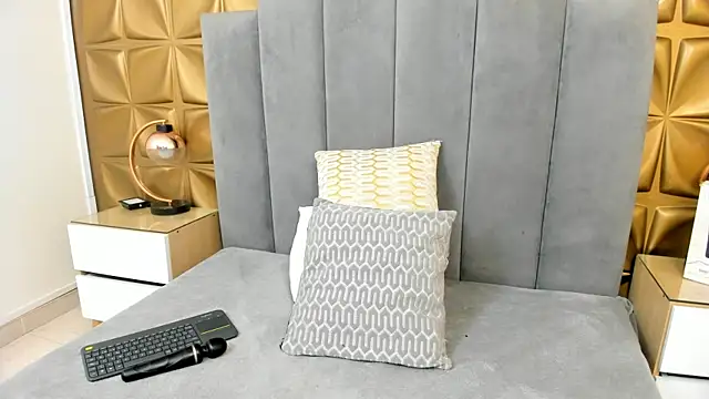 melani dream online show from 07-11-26, 01:44