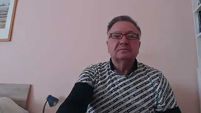 YOU6me online show from 11-23-25, 08:57