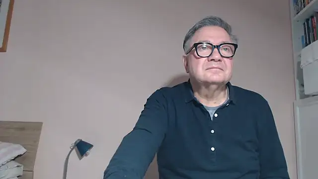 YOU6me online show from 03-15-26, 04:52