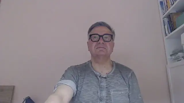 YOU6me online show from 06-10-26, 06:36
