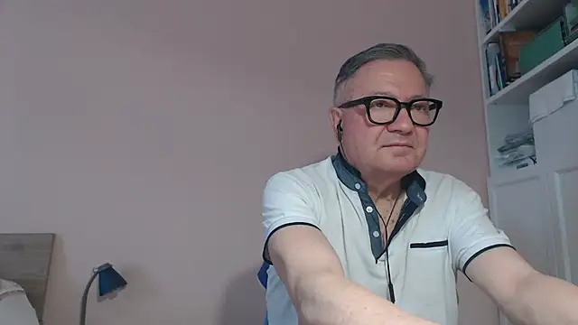 YOU6me online show from 06-02-26, 03:45
