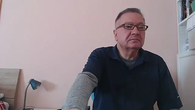YOU6me online show from 10-20-25, 07:42