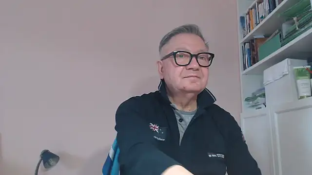 YOU6me online show from 04-12-26, 08:06