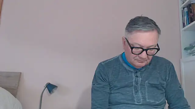 YOU6me online show from 04-16-26, 09:43