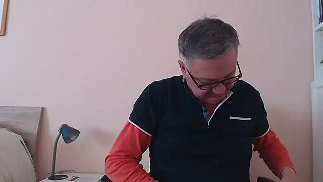 YOU6me online show from 11-22-25, 09:41