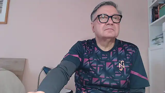 YOU6me online show from 03-05-26, 07:38