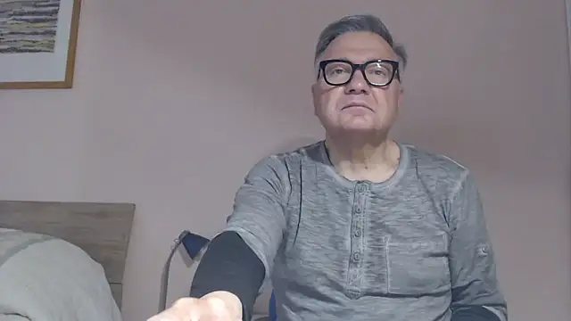 YOU6me online show from 04-30-26, 07:48