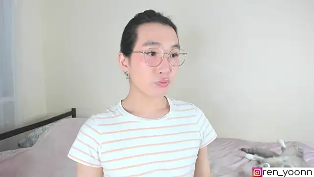 Ren yoon online show from 02-11-26, 01:05