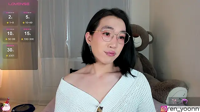 Snapshot of Ren_yoon chatting on 06-01-26, 08:58 Ren yoon online show from 06-01-26, 08:58