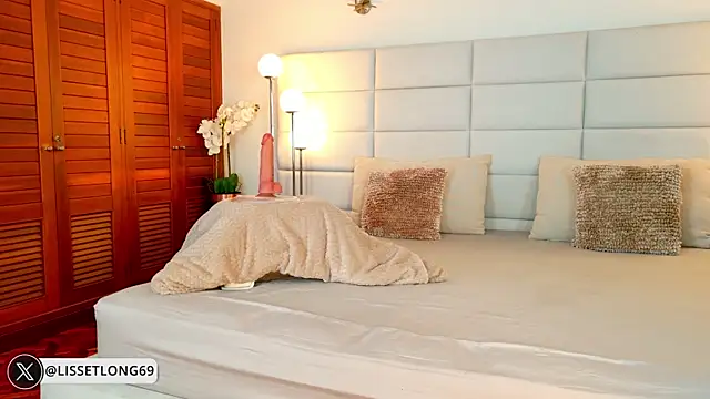 lissetlong69 online show from 03-27-26, 01:36