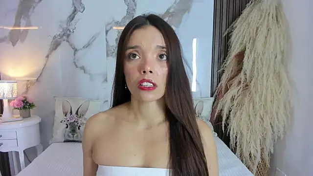 hannahill69 online show from 02-17-26, 04:43