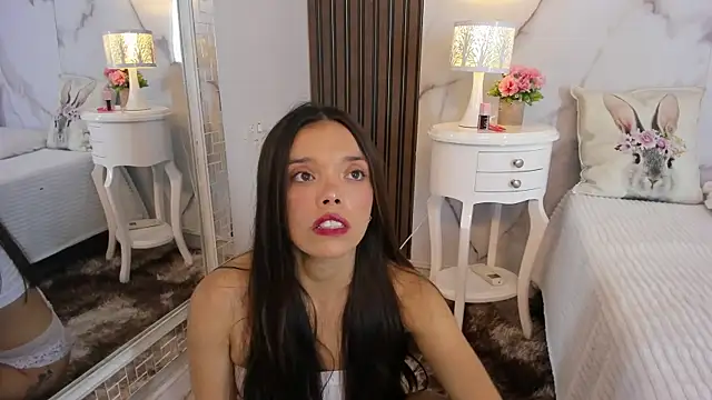 hannahill69 online show from 07-25-26, 05:15