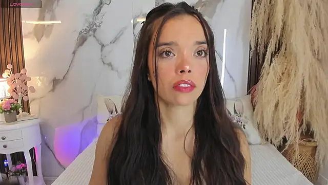 Snapshot of hannahill69 chatting on 11-04-25, 05:00 hannahill69 online show from 11-04-25, 05:00