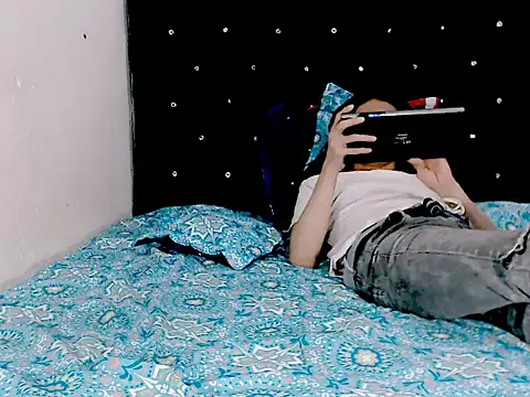 camii extrange online show from 03-15-26, 09:22