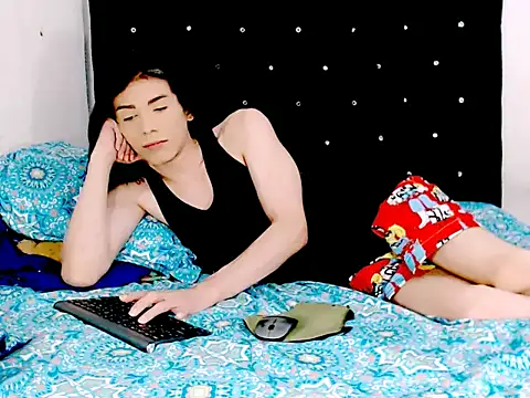 camii extrange online show from 03-11-26, 06:24