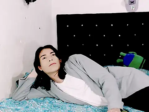 camii extrange online show from 02-12-26, 09:47