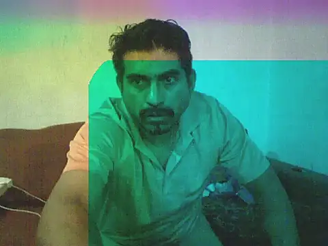 Felipenuevo1 online show from 11-28-25, 04:56