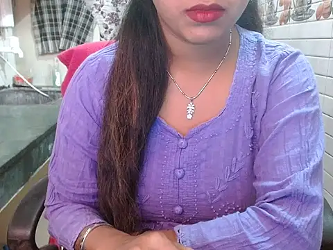 LovingPihu online show from 03-09-26, 05:33