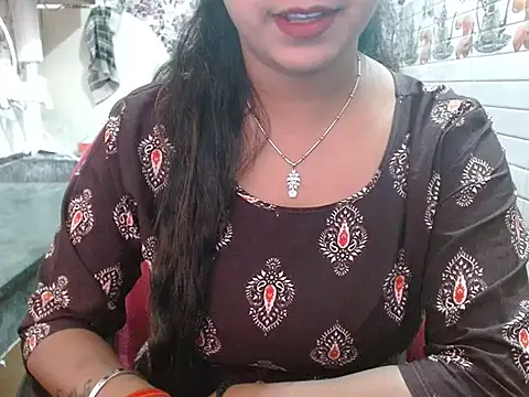 LovingPihu online show from 04-02-26, 05:25