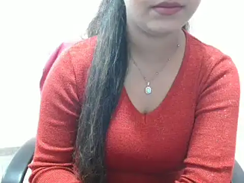 LovingPihu online show from 03-08-25, 04:56