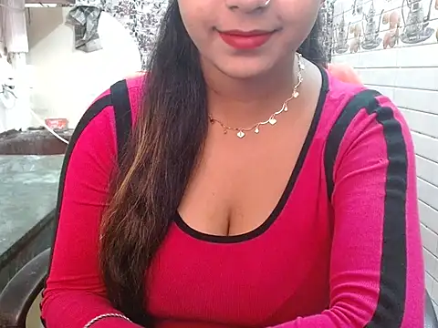 LovingPihu online show from 12-02-25, 05:42