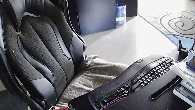 TrevorSteele online show from 09-13-25, 02:50