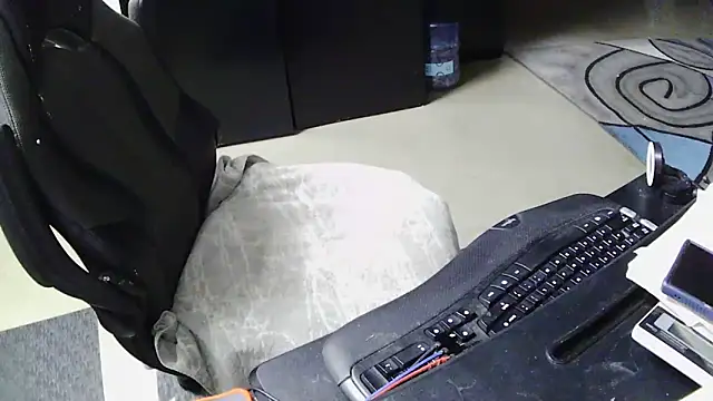 TrevorSteele online show from 09-13-25, 02:44