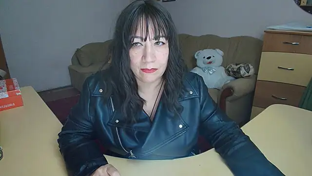 Snapshot of Lucretia_Goldi_ chatting on 03-04-25, 05:34 Lucretia Goldi online show from 03-04-25, 05:34