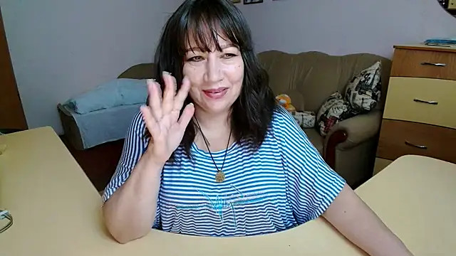 Snapshot of Lucretia_Goldi_ chatting on 10-19-25, 08:44 Lucretia Goldi online show from 10-19-25, 08:44