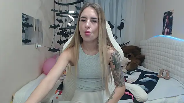 DeboraHorny online show from 11-03-25, 07:02