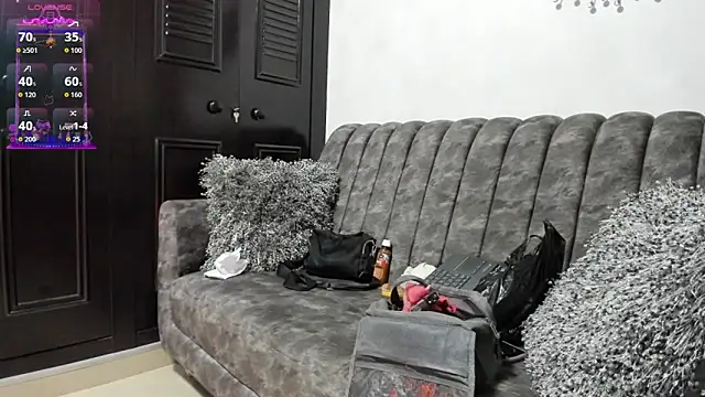 Keyla Milf online show from 10-15-25, 02:21