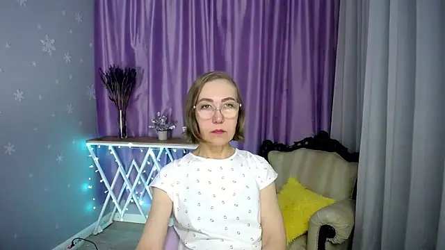 queen a n i online show from 03-24-26, 08:03