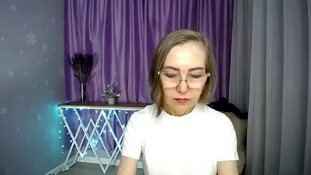 queen a n i online show from 03-20-26, 10:16