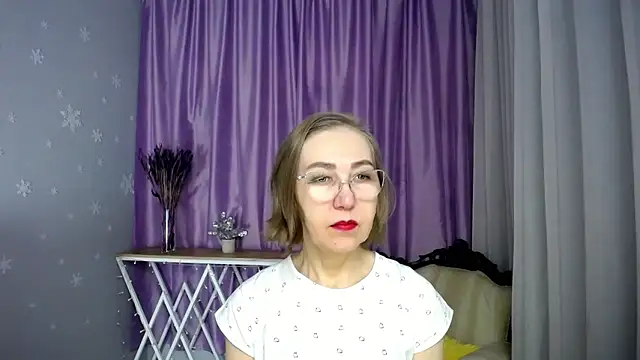 queen a n i online show from 03-15-26, 08:43