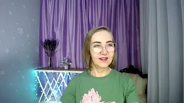 Snapshot of queen_a_n_i chatting on 05-04-26, 08:50 queen a n i online show from 05-04-26, 08:50