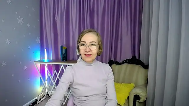 queen a n i online show from 11-27-25, 08:59