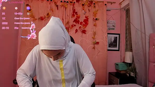 DarshaKhemu online show from 12-17-25, 08:58