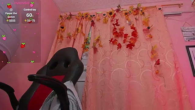 Snapshot of DarshaKhemu chatting on 02-14-25, 06:02 DarshaKhemu online show from 02-14-25, 06:02